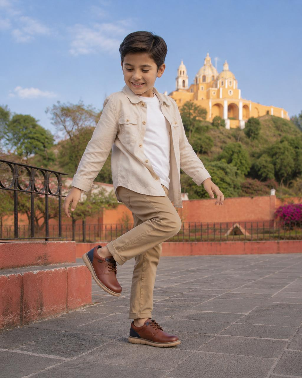 ZAPATO AUDAZ PARA NIÑO DE PIEL COLOR LADRILLO MURPHY 435501-Q